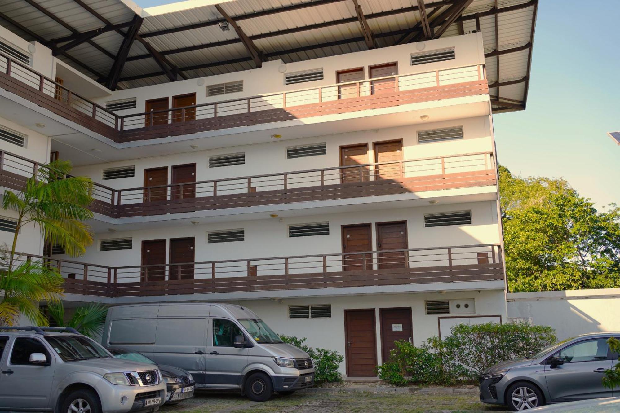 Studio Hibis Blue Cayenne Exterior photo